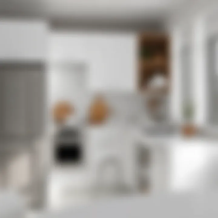 Combination of white and brown in kitchen decor